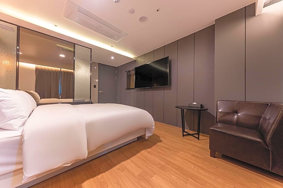 Brown Dot Hotel Seosan