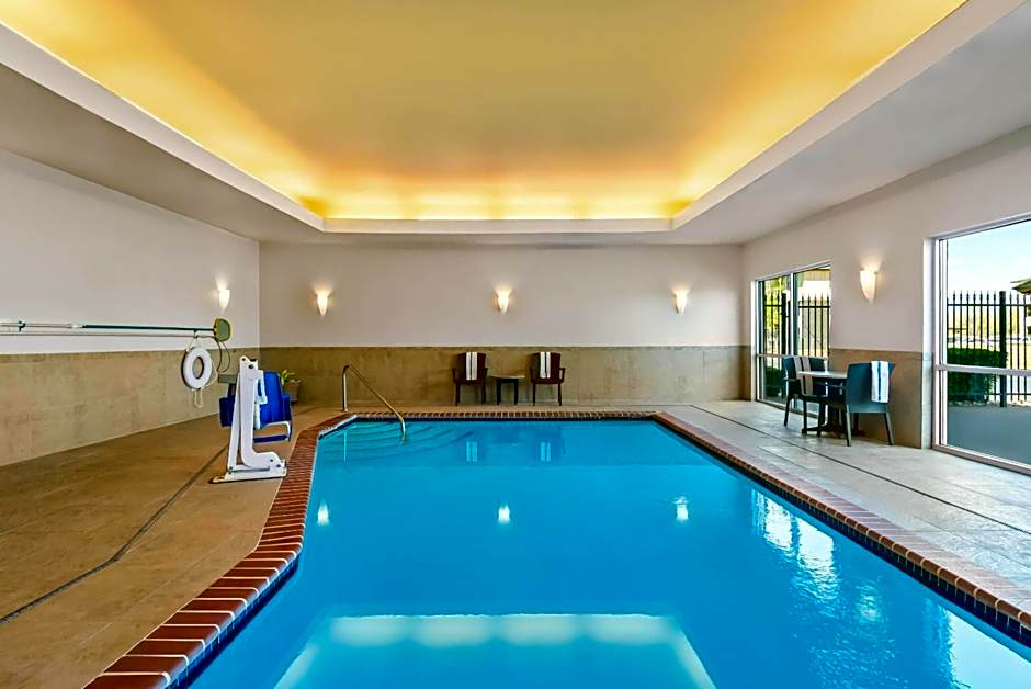 Comfort Suites Bentonville - Rogers