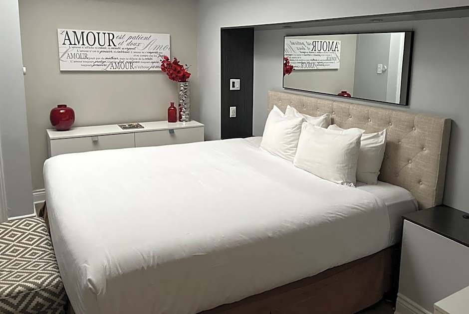 Travelodge Hotel & Convention Center by Wyndham Quebec City
