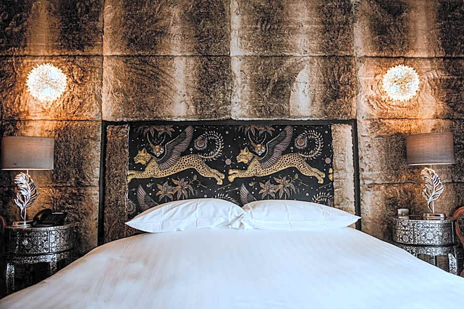 The White Hart Hotel