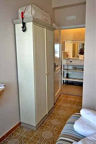 Superior Triple Room with Sea View