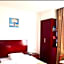 GreenTree Inn Shangrao Qianshan hekou old town Xinjiang longting shell hotel