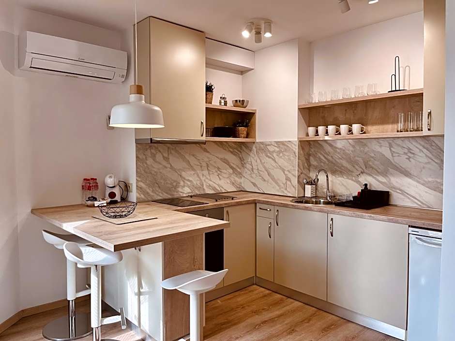 Apart-Hotels-Sofia, AHS