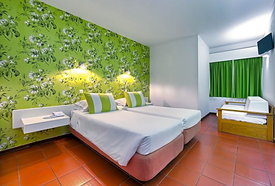 Photo 1 of 1 of 2 Beds with Extra Bed