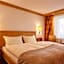 Hotel Holiday