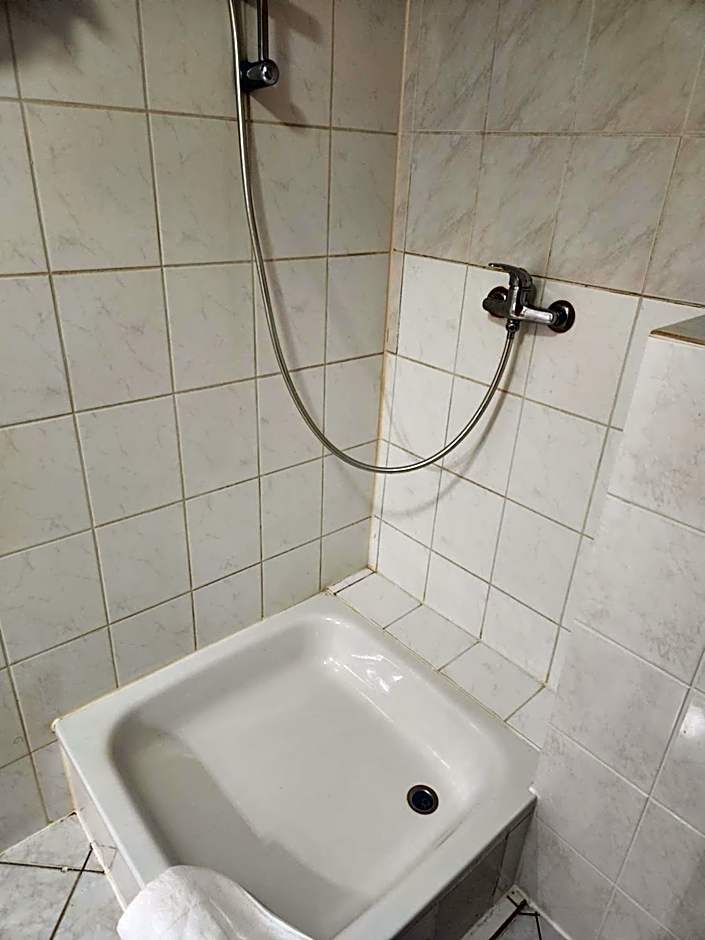 Hotel & Restaurant Heidekrug in Pinneberg, Free Parking and WiFi