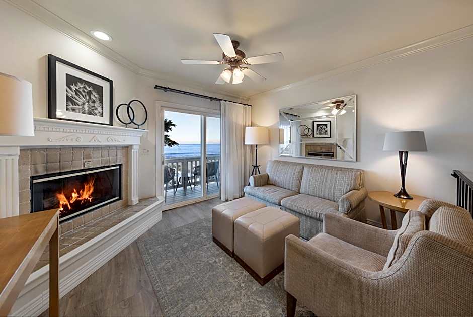 Pelican Inn & Suites