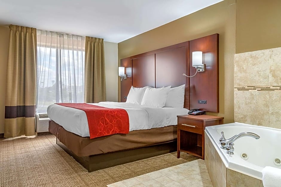 Comfort Suites Savannah Gateway I-95