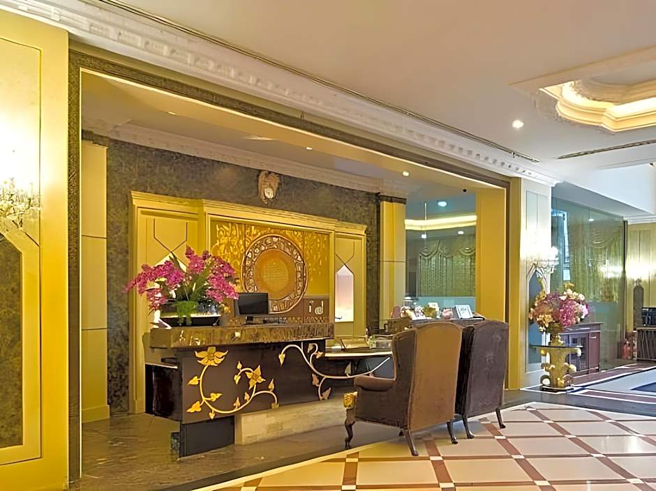 Lk Royal Suite Hotel