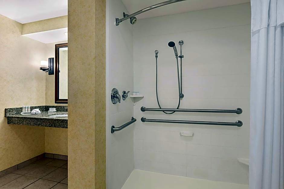 Homewood Suites By Hilton Syracuse/Liverpool