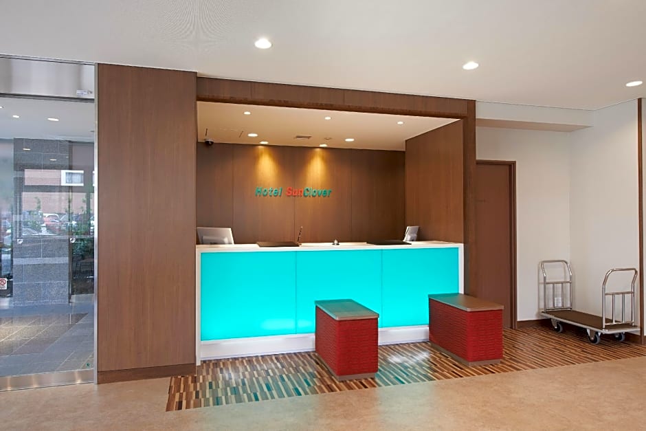 Hotel Sun Clover Koshigaya Eki mae