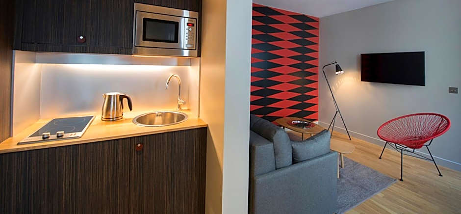 Suites & Hotel Helzear Champs-Elysees