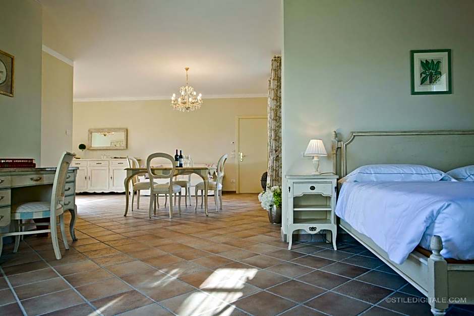 Photo 1 of 8 of Suite, Pool View