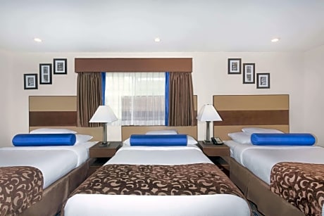 1 Queen Bed Non-Smoking