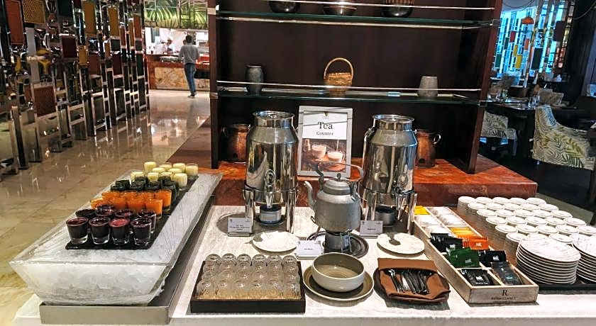 Renaissance Dhaka Gulshan Hotel