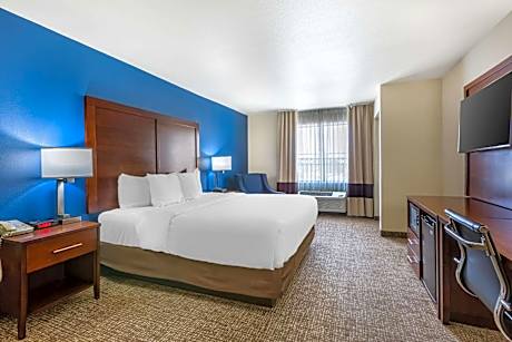 King Room - Accessible/Non-Smoking