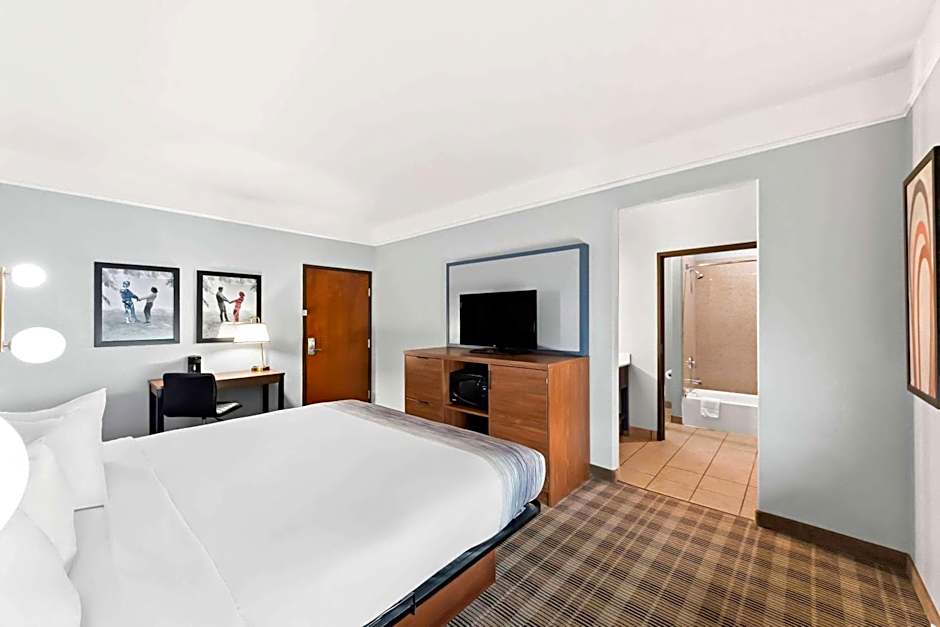 AmericInn by Wyndham New Braunfels