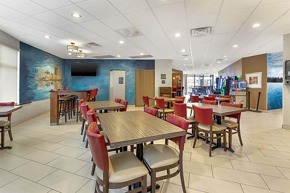 Best Western Plus Wausau Tower Inn