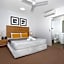 Allure Hotel & Apartments