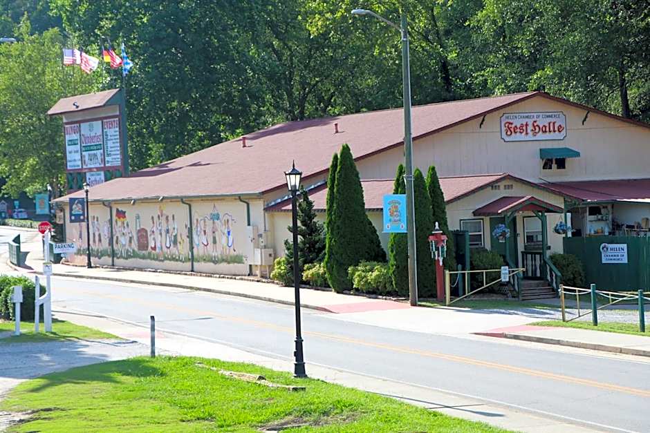 Alpine Village Inn