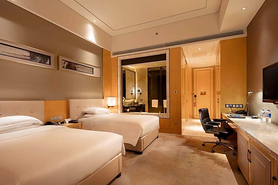 Photo 1 of 4 of Deluxe 2 Beds, Harbor View