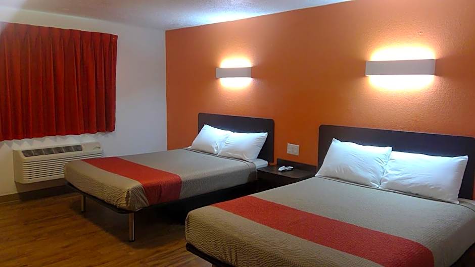 Motel 6-Clovis, NM