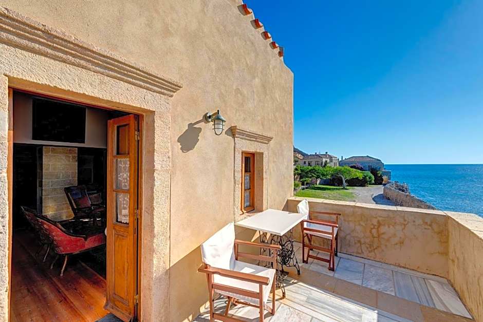 Malvasia Traditional Hotel