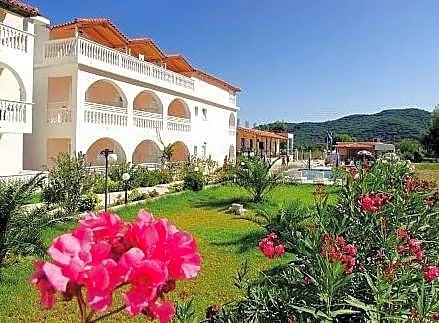 PLESSAS PALACE APARTHOTEL - ALYKES-ALYKANAS