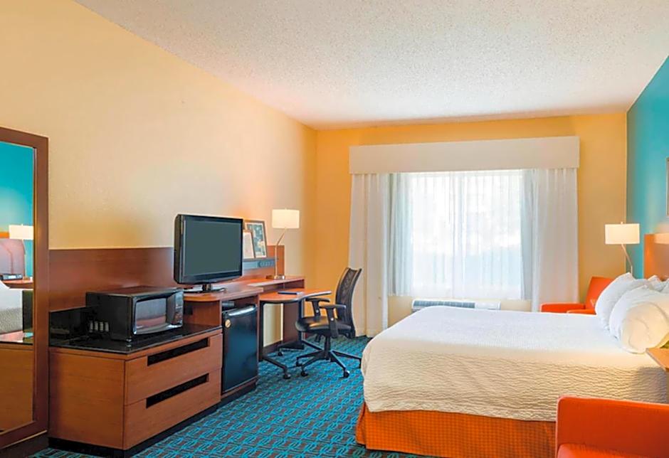 Fairfield Inn & Suites by Marriott Allentown Bethlehem/Lehigh Valley Airport