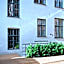 Apēron Apartment Hotel