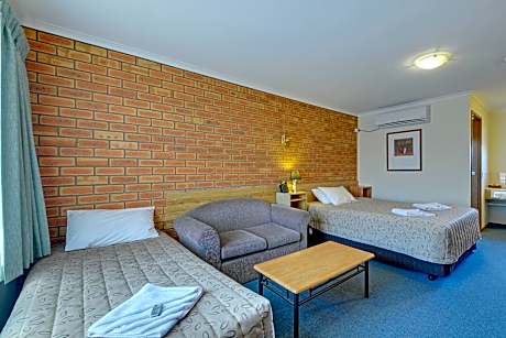 Tree Rose Motel Morwell