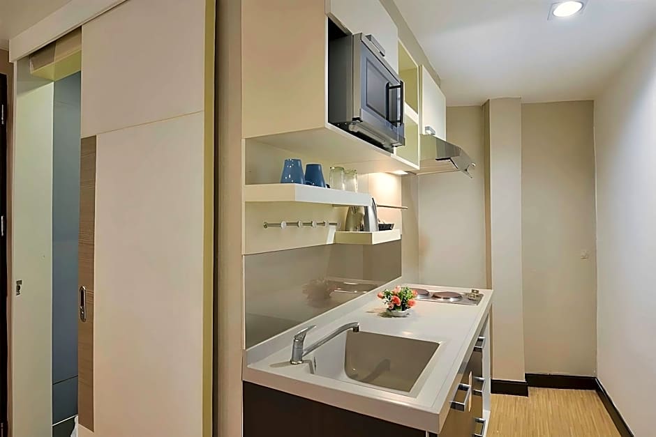 Arawana Express Phromphong