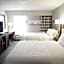 DoubleTree By Hilton Hotel Dulles Airport-Sterling