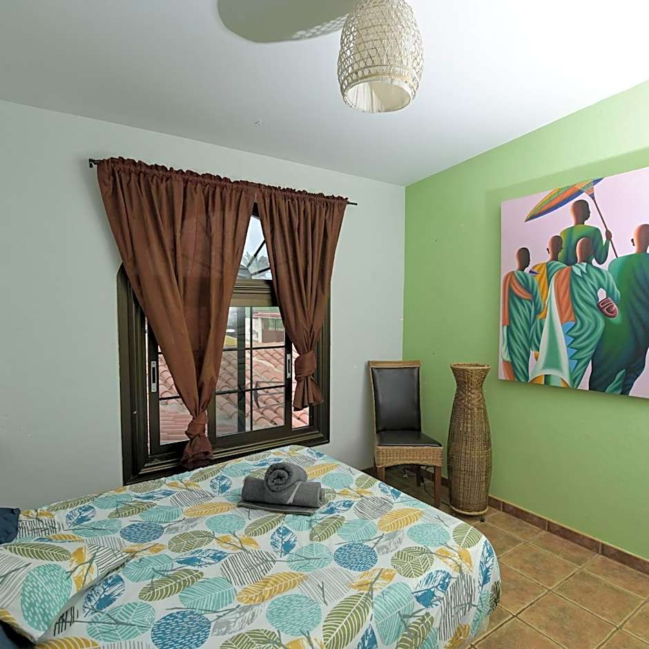 Los Amigos Nest Hostel