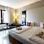 Lion'S Garden Hotel