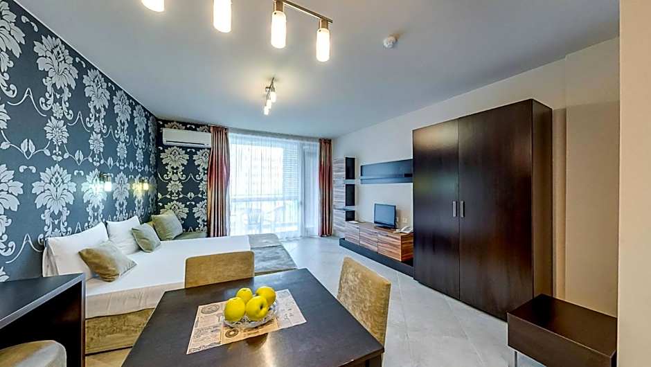 Briz Beach Apartments