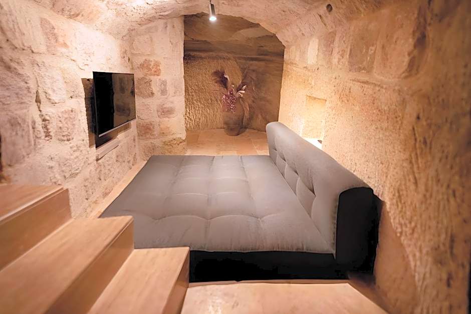Luvi Cave Hotel