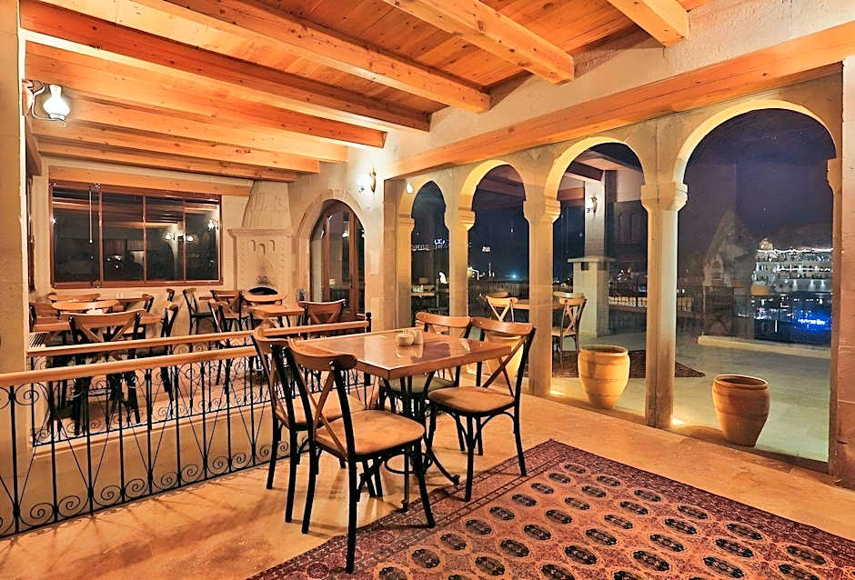 Caftan Cave Suites