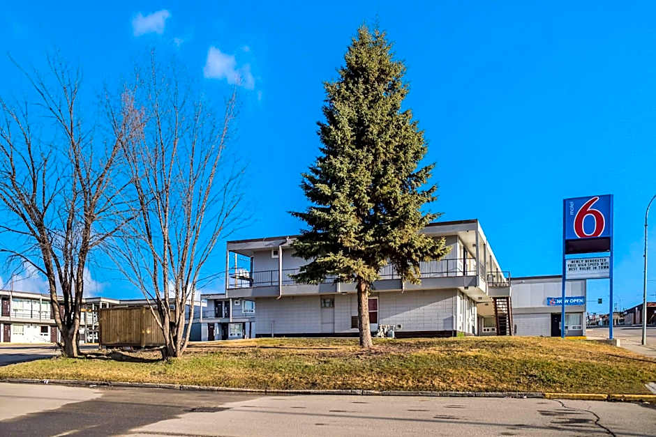 Motel 6-Fort St. John, BC