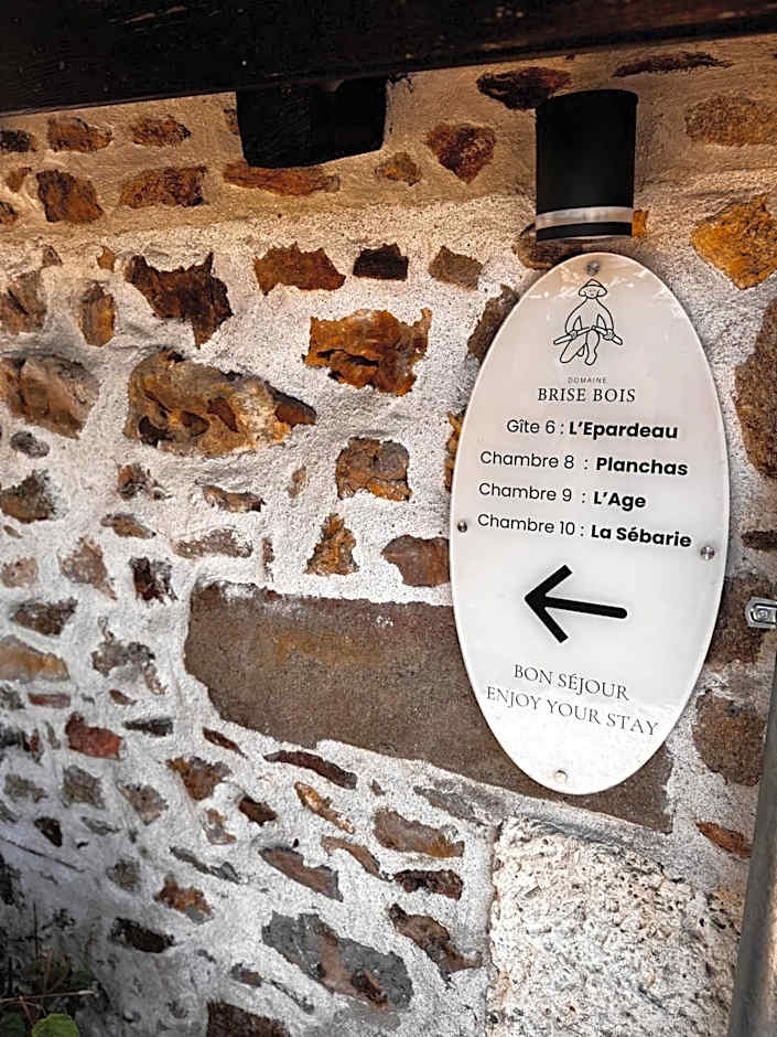 Domaine de Brise Bois - Chambres & Gîtes