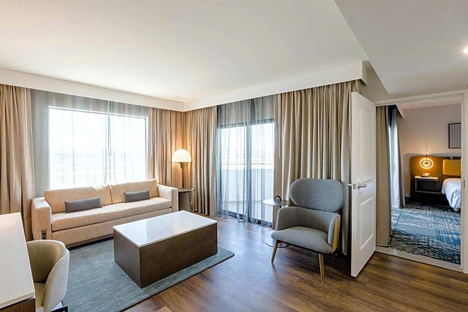 Radisson Hotel Santa Maria