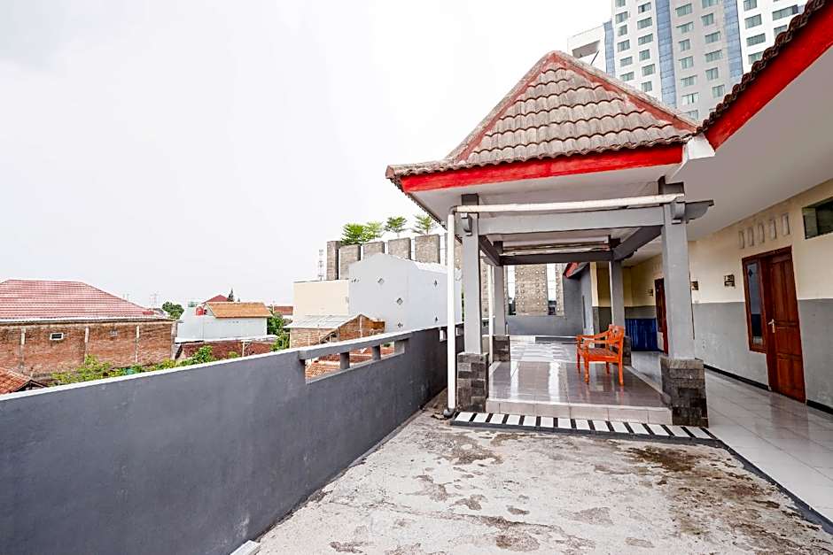 Hotel O Solo Point Guest House Syariah