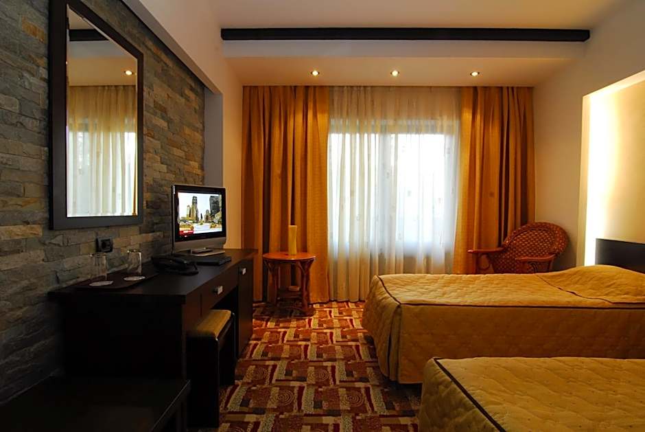 Casa Iris-Hotel & Restaurant