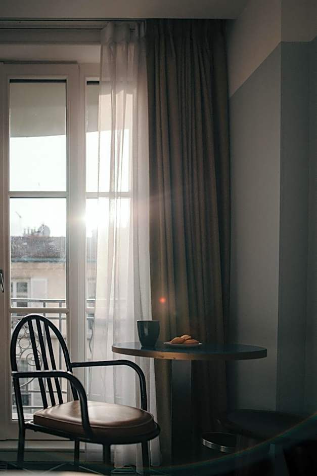 Hôtel Eiffel Blomet