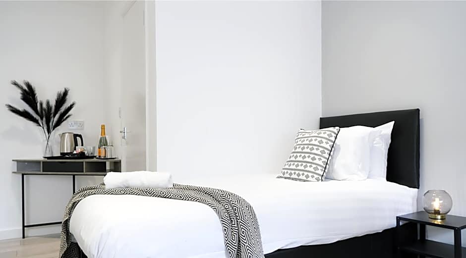 The Kop End Hotel by Serviced Living Liverpool