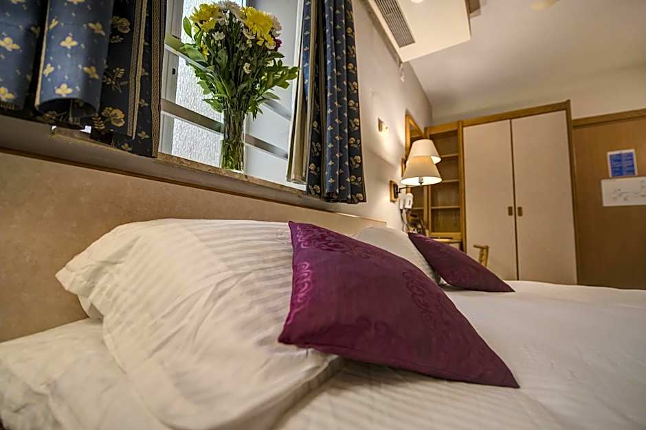SLIEMA CHALET HOTEL