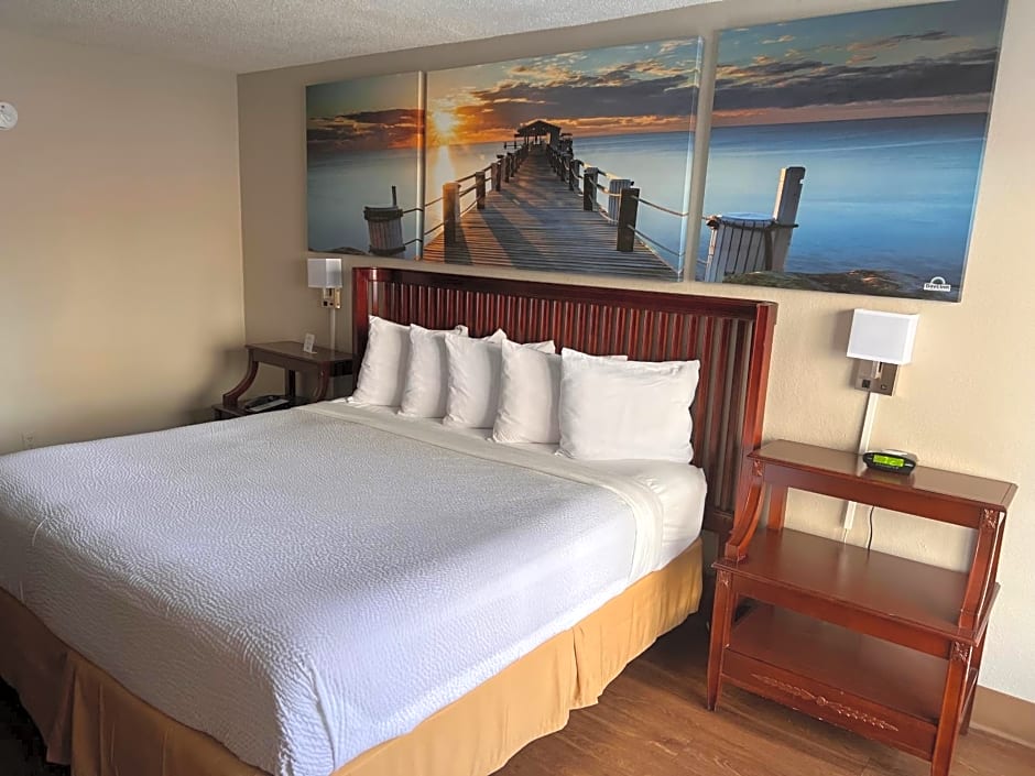 Days Inn by Wyndham Daytona Beach Speedway