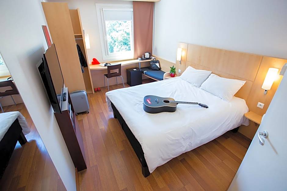 Ibis Plzen