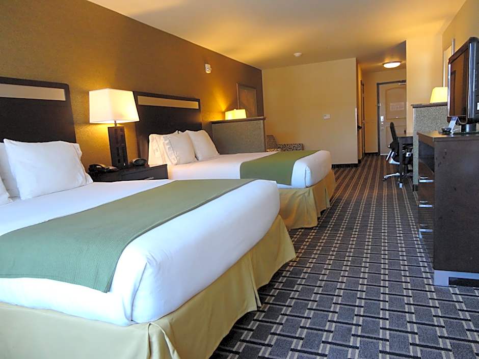 Photo 1 of 1 of 1 King Bed with Sofabed Suite, Mobility Accessible, Bathtub
