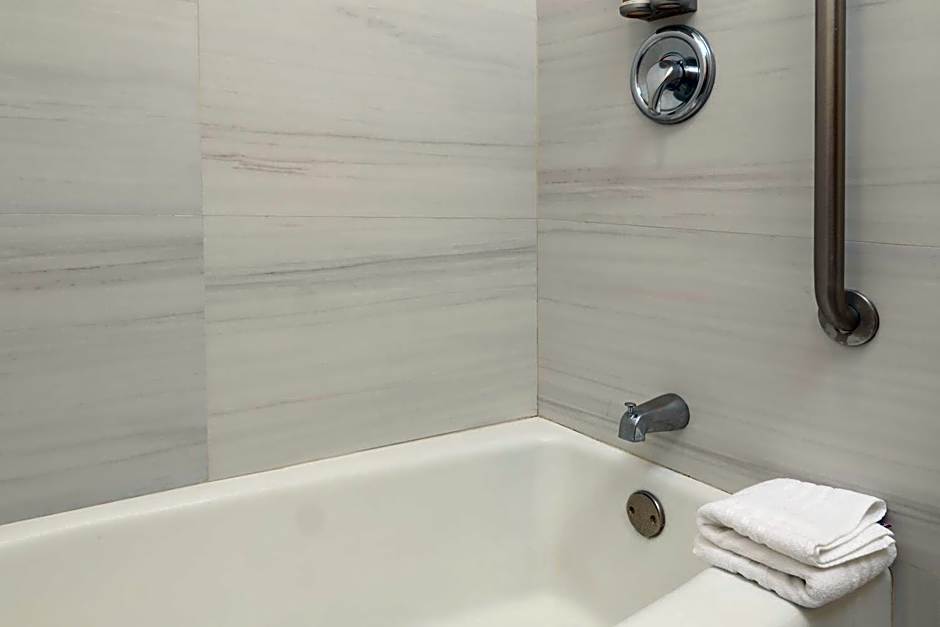 Holiday Inn Express Monterrey Galerias-San Jeronimo By IHG